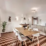 فيلة Casa Miranda
